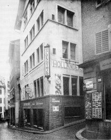 1935 : View from the Muenstergasse to Spiegelgasse 1