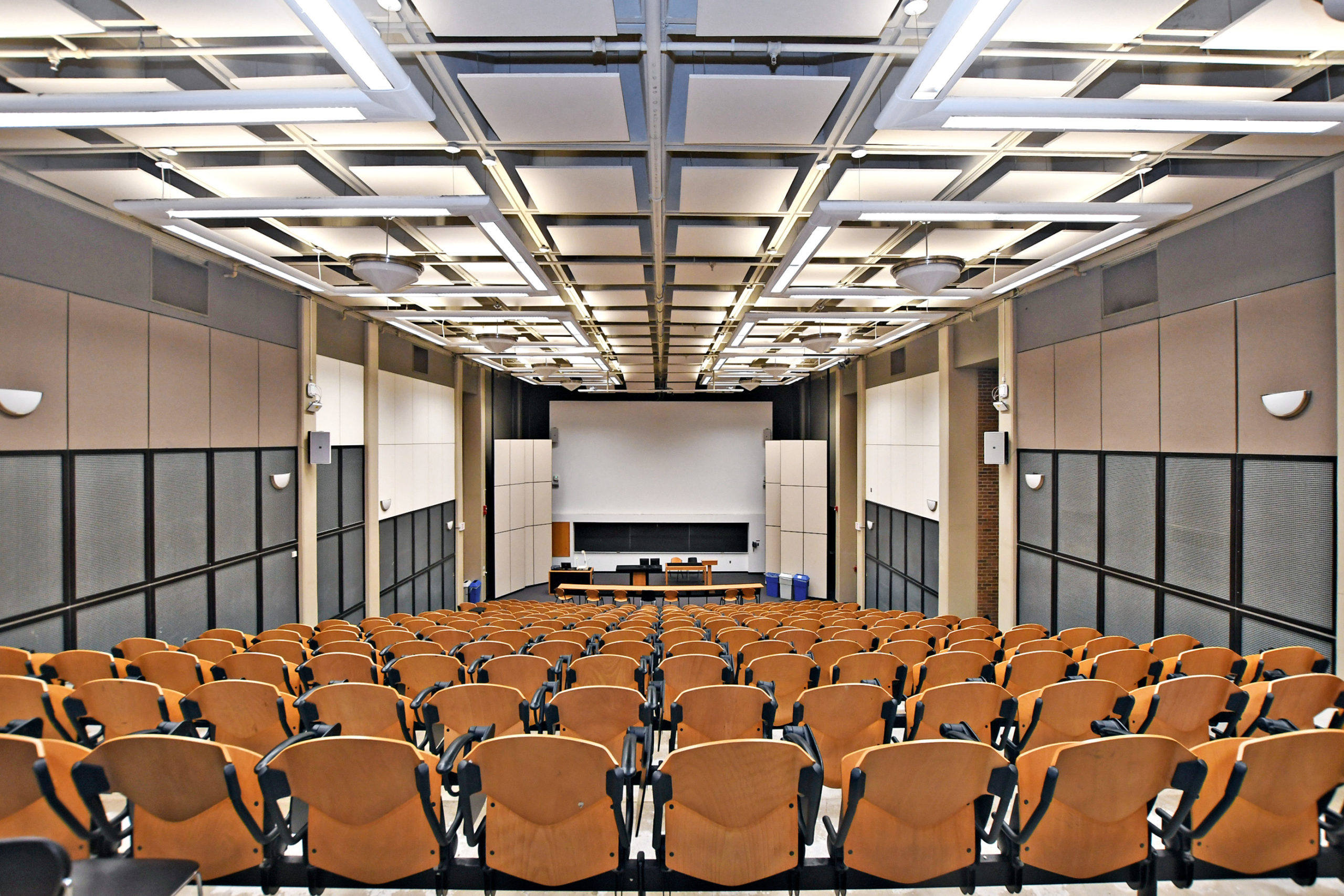 Lecture hall. Конференция Эстетика. Conference Hall. Conference venue.