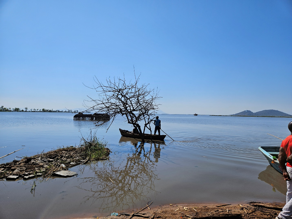 A picture of Lake Chilwa in flood stage