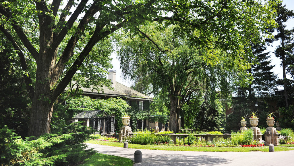 An exterior shot of Glendon Campus.