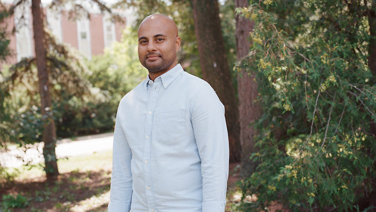 A student on Glendon campus.