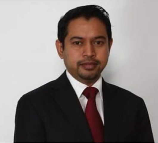 Zahid Islam MFAc graduated in 2012