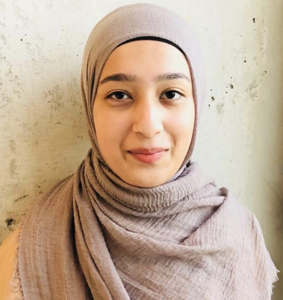 picture of Zoha Ahmad