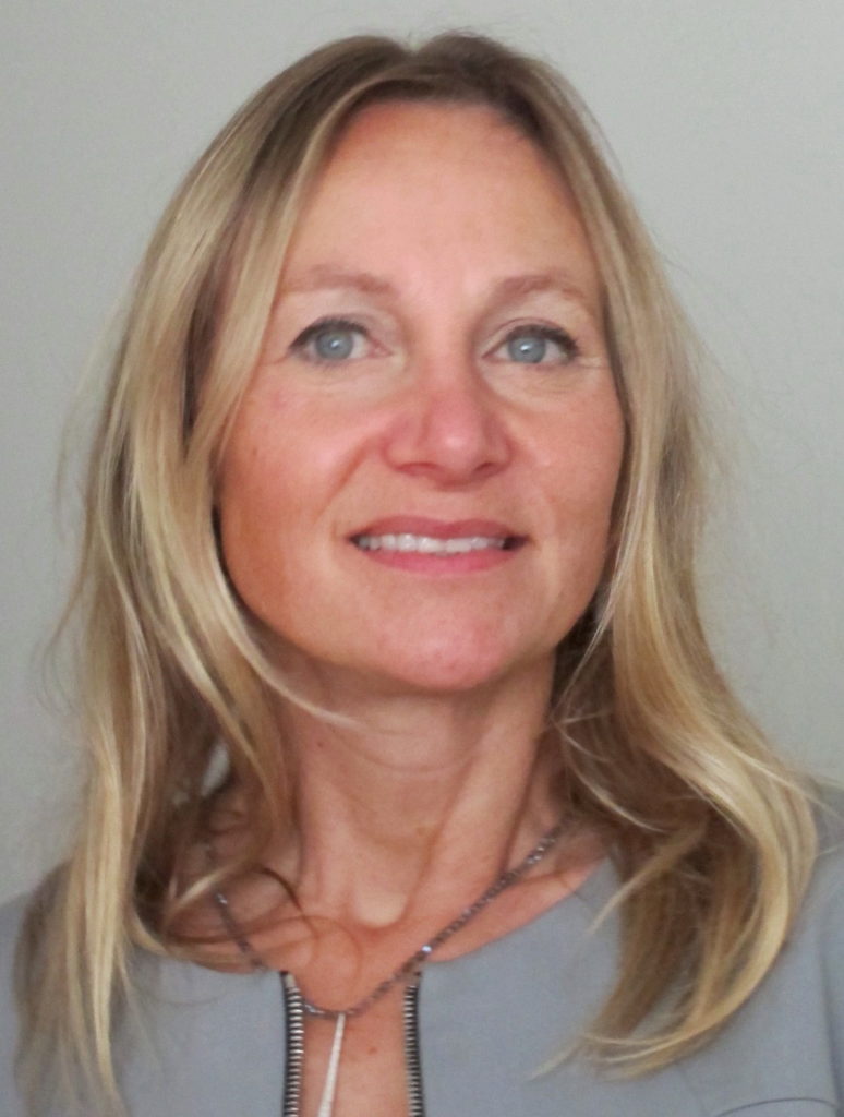 photo of Mary Wiktorowicz