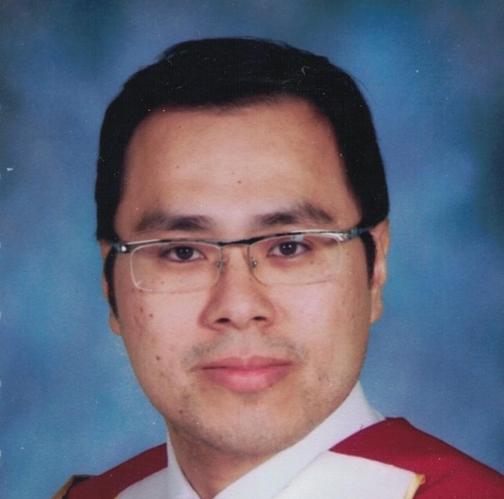 Profile photo of professor Steven Liang