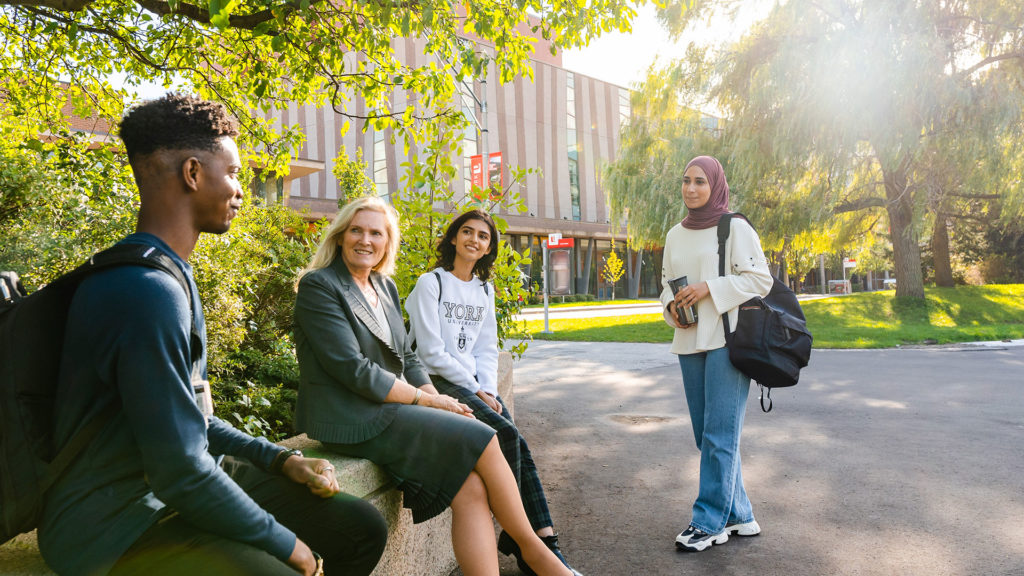 President Lenton meets with a group of students on York campus.