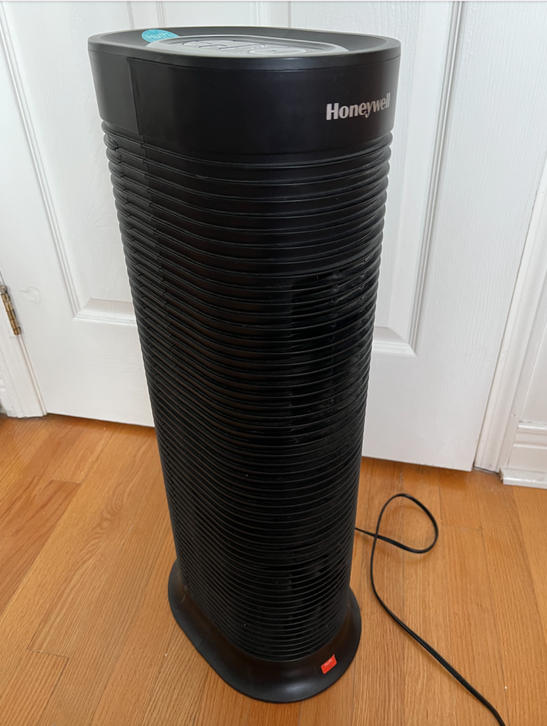 HEPA filter from Honeywell.