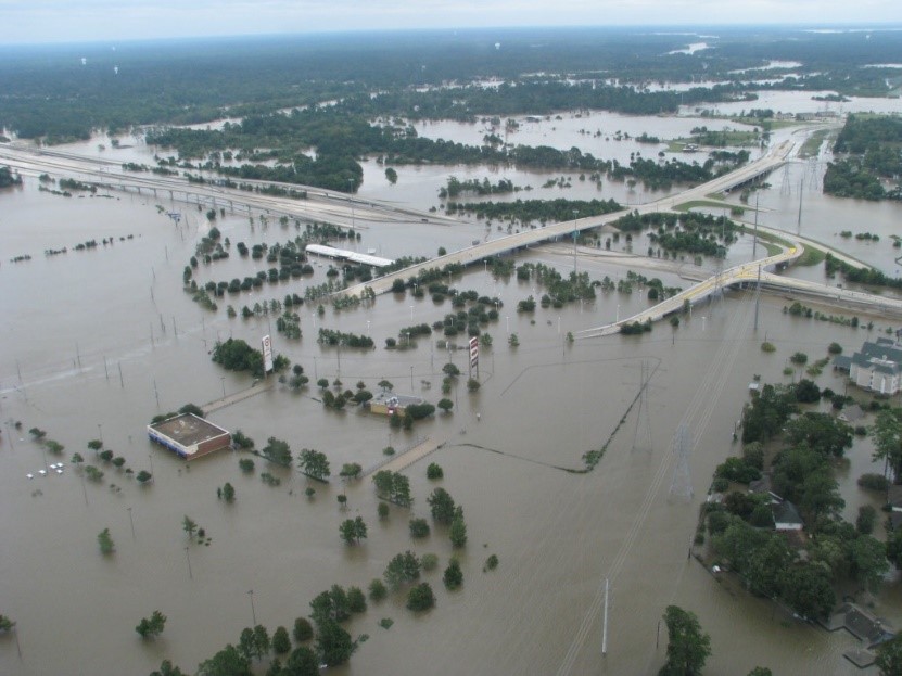 Bird's eye view over flooded lands