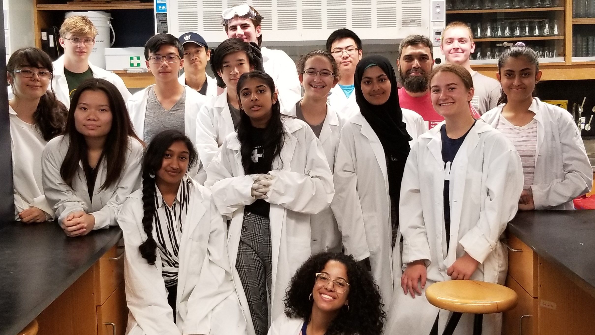Group of high school students at the Spark Lab summer program
