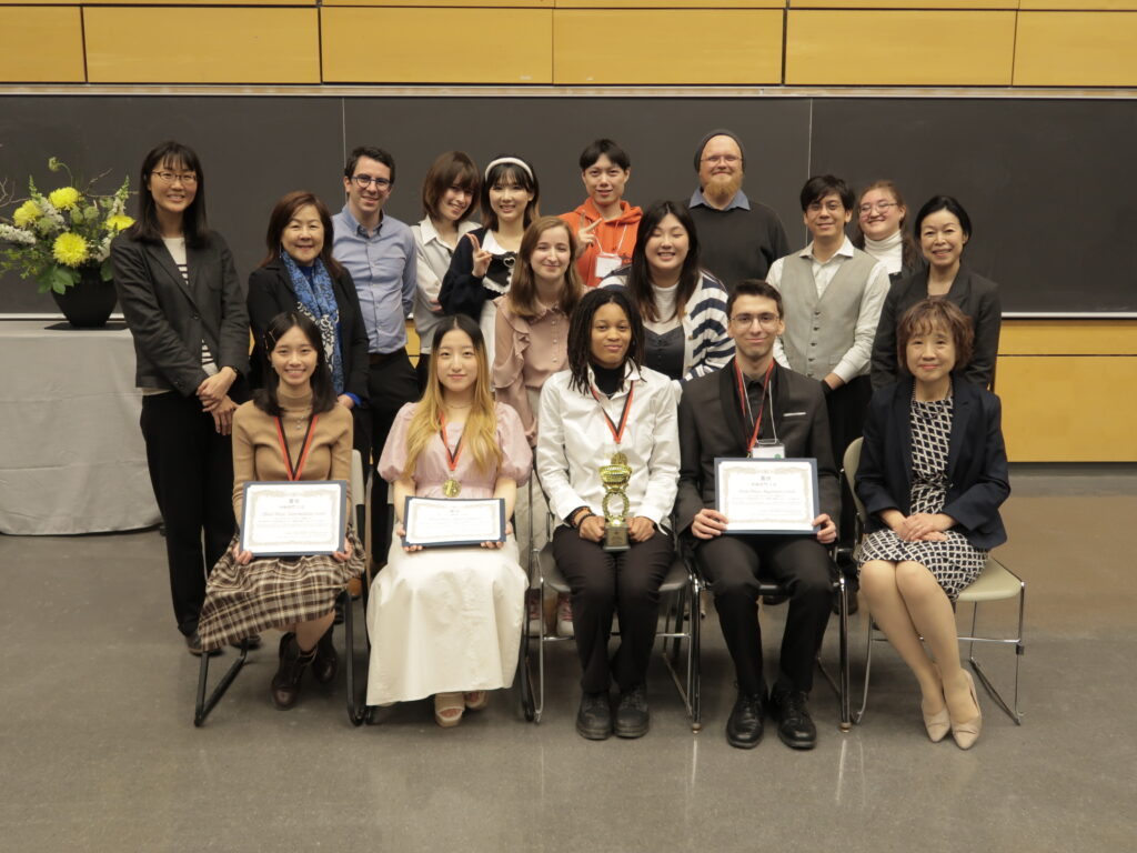 professors, students and supports at the Canadian National Japanese Speech Contest.